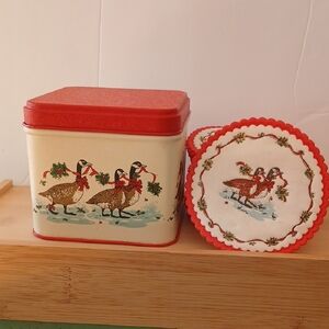 Vibrant Red Potpourri Press Geese Tin with Coasters